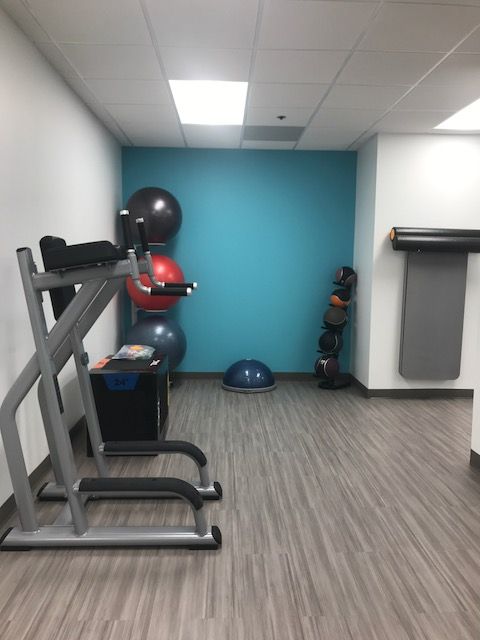 SQ5 Fitness Ctr 3.JPG